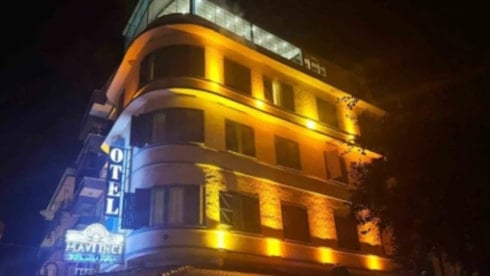 Otelde yangın: Misafirler tahliye edildi, 1 kişi gözaltına alındı