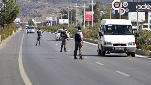 Bodrum- İzmir karayolu yangın nedeniyle trafiğe kapatıldı