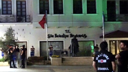Bugün de Şile Belediye Başkanı gözaltına alındı