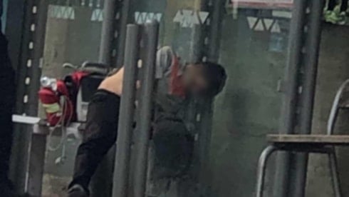 Hastaneden çıktı otobüs durağında öldü