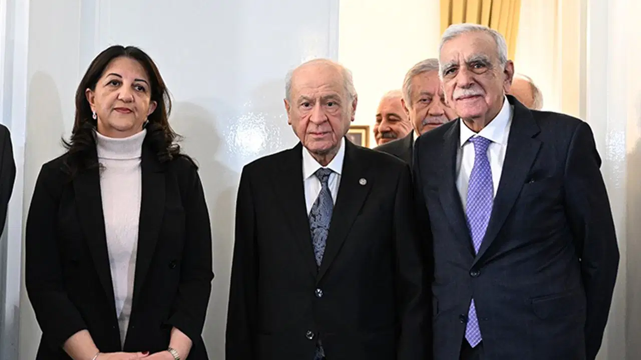 DEM Parti heyeti yeniden liderler turuna çıkıyor