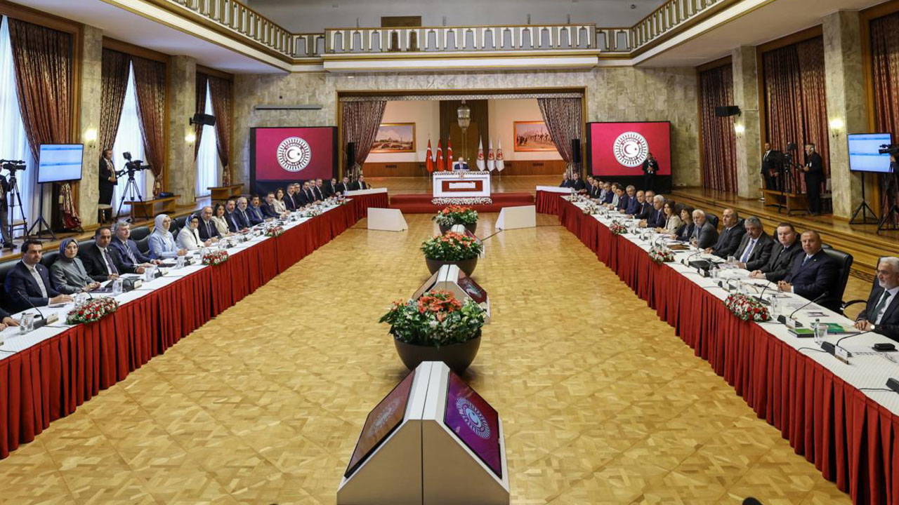 CHP'nin yeni komisyona önereceği isim belli oldu!