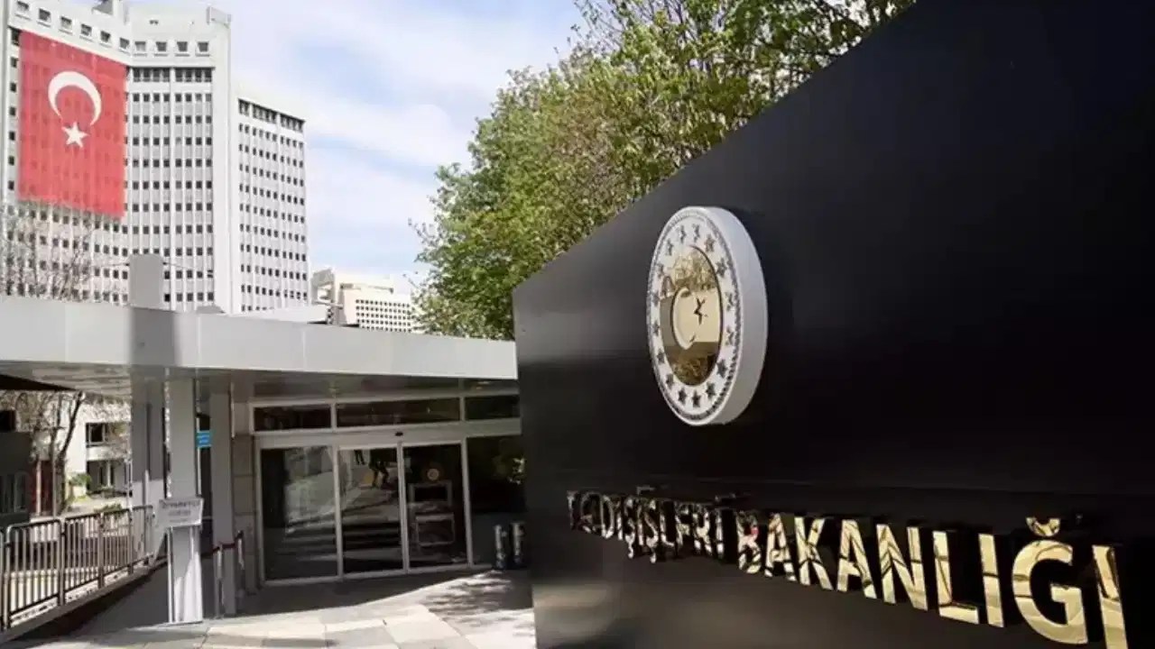 Azerbaycan-Ermenistan arasında imzalanan barış anlaşmasına dair Türkiye'den ilk açıklama geldi