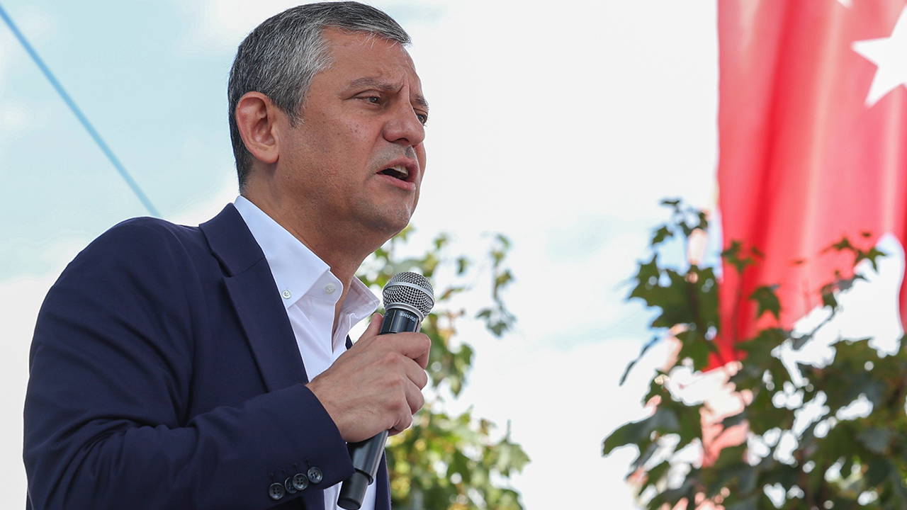 Özgür Özel'den Malazgirt Zaferi paylaşımı