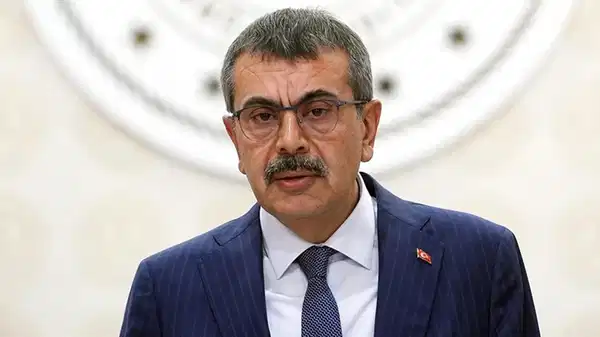 CHP'den, Bakan Tekin'e 'kadrolu öğretmen' sorusu