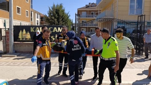 Bursa İnegöl’de hafif ticari araç otomobile çarptı: 4 yaralı