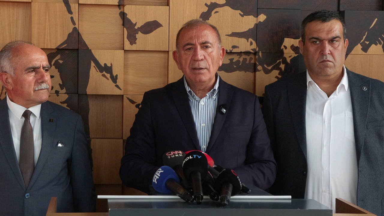 Gürsel Tekin'den 'kongre' açıklaması