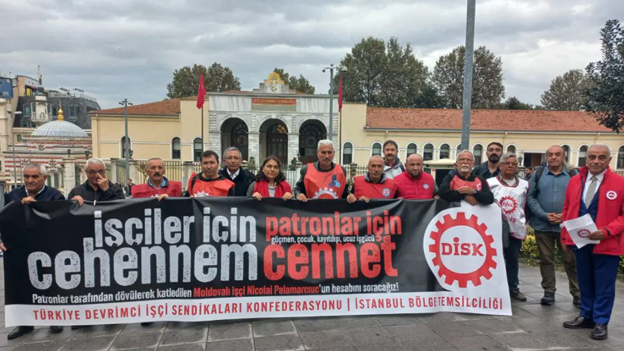 DİSK, öldürülen Moldovalı işçi için Valilik önünde
