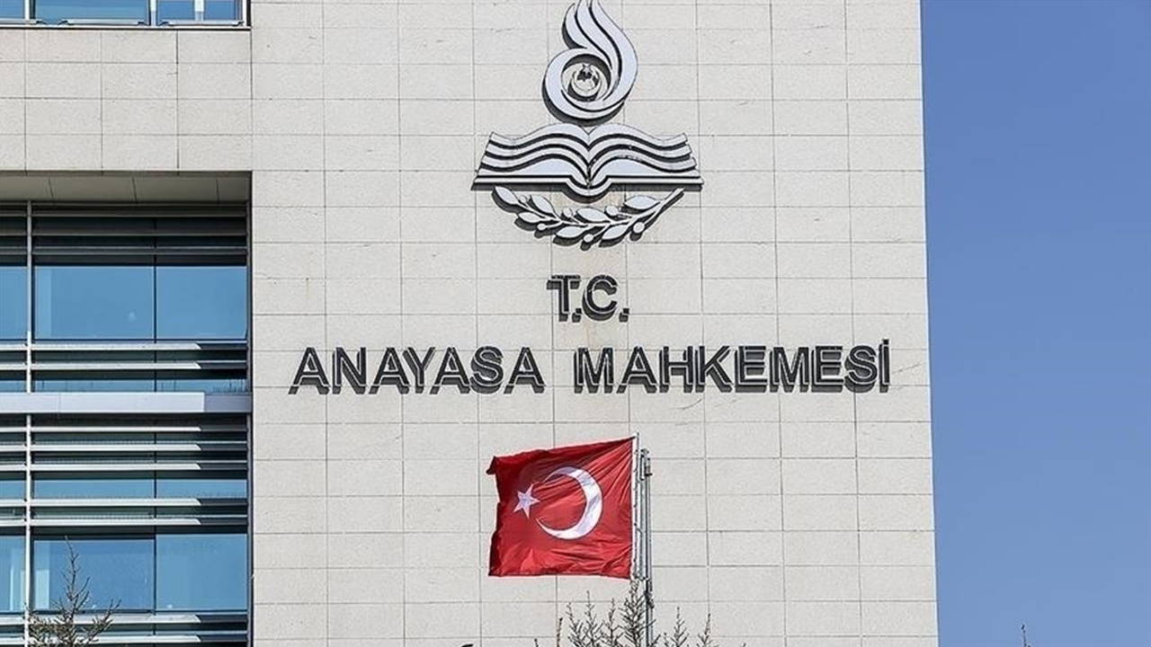 AYM'den alacak davasında 'enflasyon zararı' için pilot karar