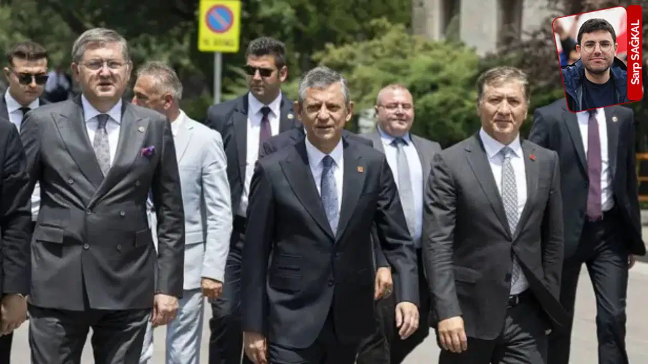 Parti kurmaylarından dikkat çeken açıklama!