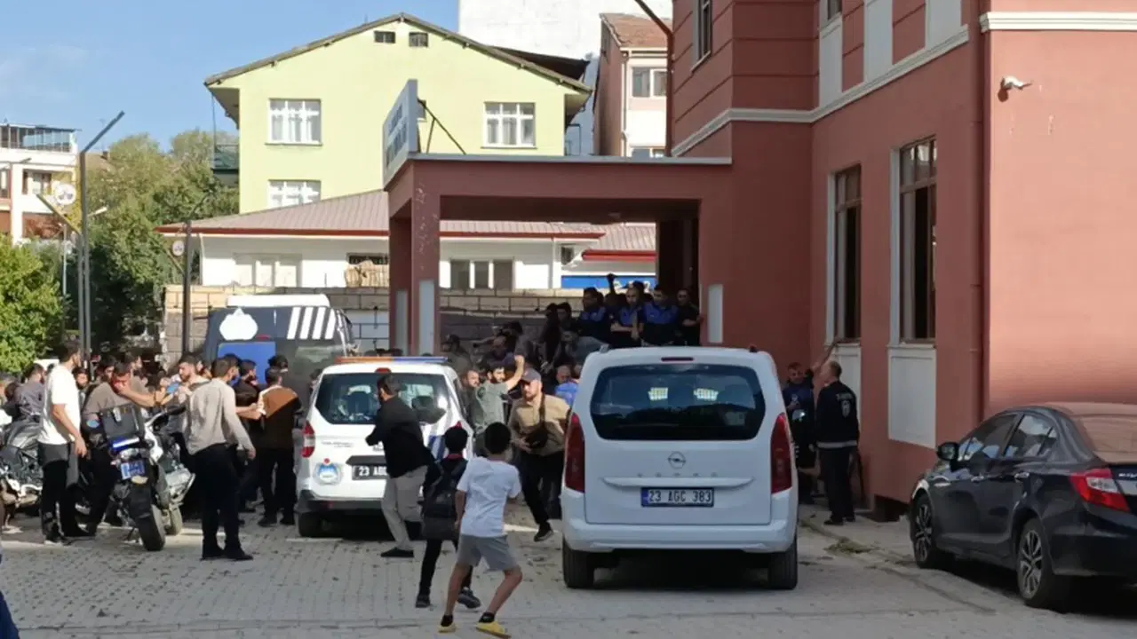Furkancılardan zabıtaya baskın