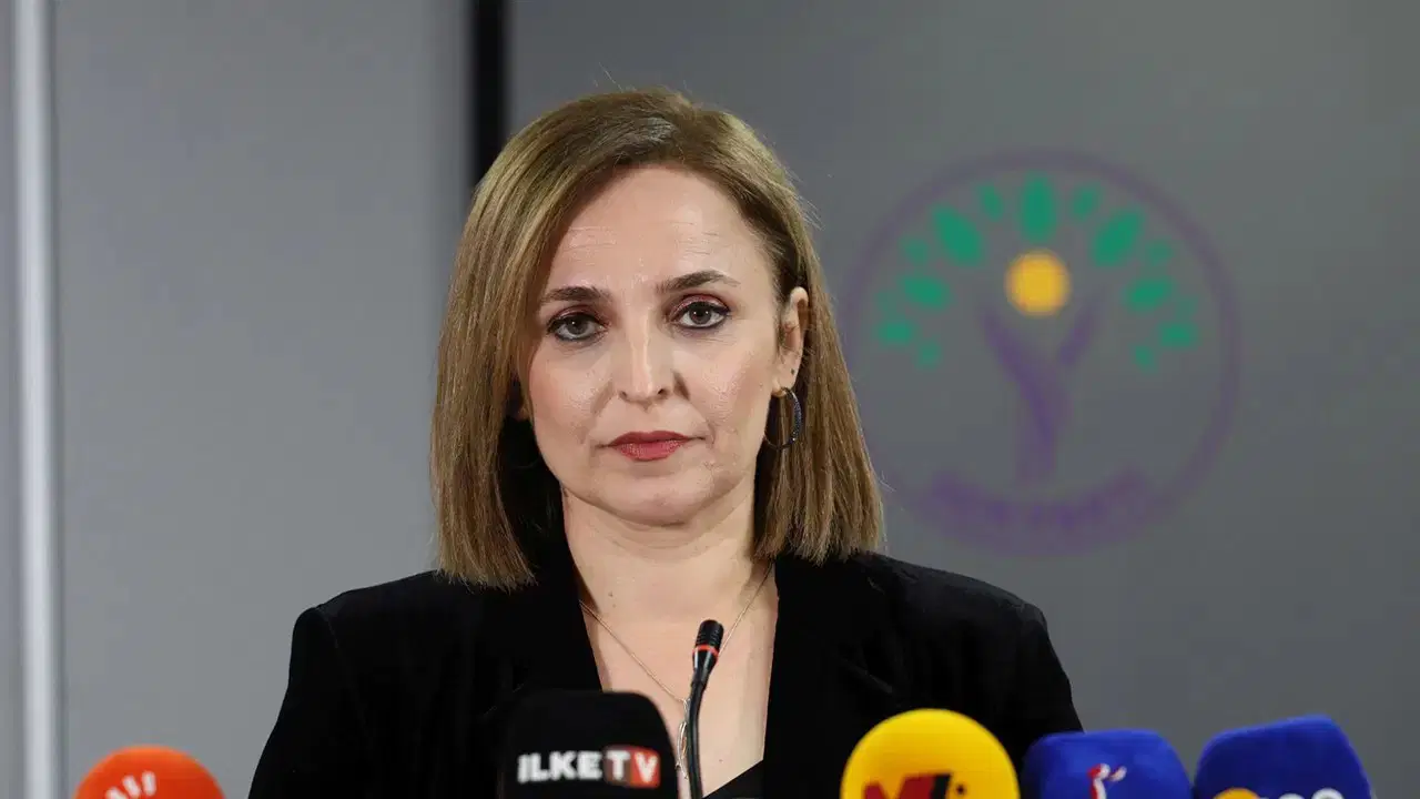 Dervişoğlu'na seslendi: 'Kan, savaş, ölüm sizin pusulanız'