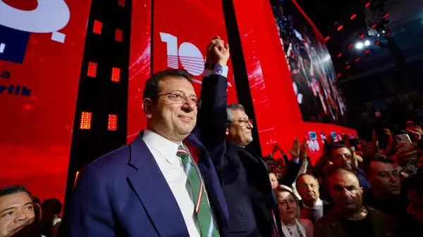'Özgür Özel'le hep buna kafa patlatıyoruz'