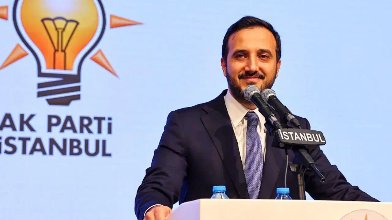 Özdemir: ''Yaparsa AK Parti yapar' sözü, siyasi tarihimizin önemli bir gerçeği olarak hafızalara kazındı