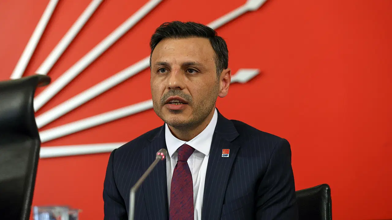 Özgür Çelik'ten sert tepki: 'Utançla anılacak bir ibret vesikası!'