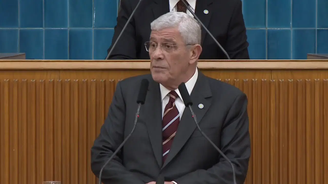 'Kandil nasihatçilerine karnımız tok'