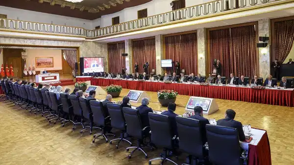 Tutanak özeti 'süreç' komisyonuna sunuldu