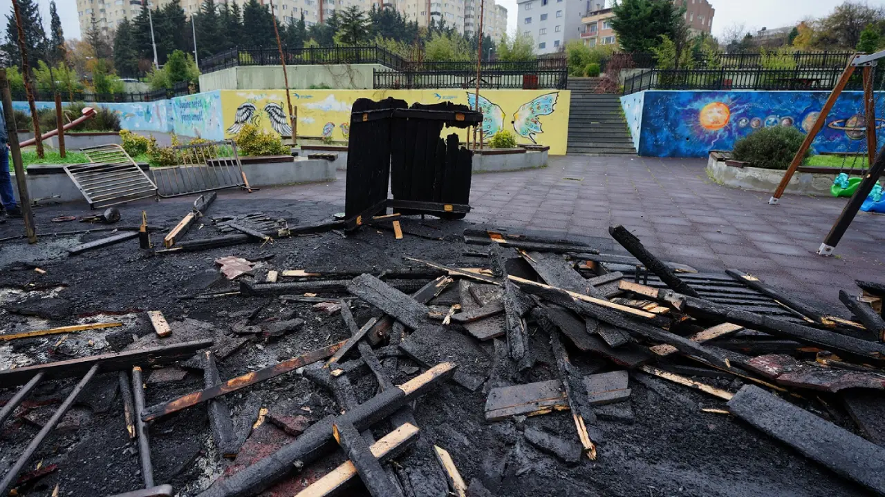 Beylikdüzü’nde parklara saldırılar devam ediyor