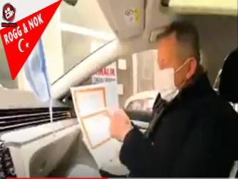 Skandal: AKP'li başkan kapı kapı dolaşıp karne dağıttı!