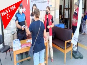 Mersin polisi, kentte gelen öğrencileri karşılıyor.