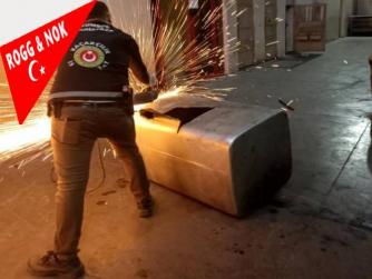 Silah ve mermi olarak geri Türk Emniyet kuvvetlerini üzerine gelecekti. Şimdilik görünüşte engel olundu.. 11.09.2021
