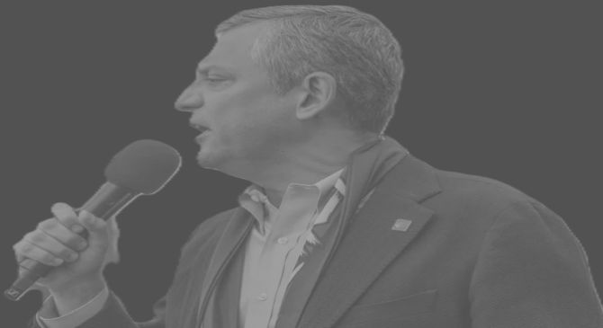 Özgür Özel'den İmamoğlu'na ziyaret
