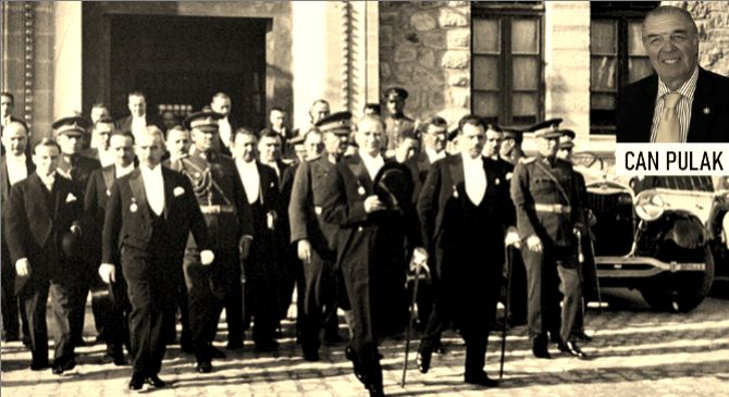 102. YILI KUTLARKEN 102. YILI KUTLARKEN