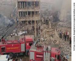-11- Cizre'de polis kontrol noktasına bombalı araçla saldırı: A.A reklama yapıyor...
