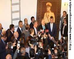 Atatürk’ün meclisinde Atatürk’e yapılan bu saygısızlığı kabul edemezdik