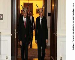 Bir yalaka,bir yedek teker, biraz önce yatakta  babası muhtelif analarının müzakereleri tamamlandı..