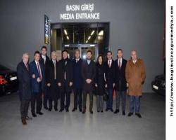 CHP'li vekiller de maçı izledi