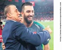Adı ile münasip olsa midemiz bulanmaz:  Arda Turan'ı o göndermemiş, Milli Takım'ı kendisi bırakmış..