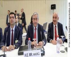 Tarihi Sayfaları nasıl yazacak bilmiyoruz fakat Kıbrıs konferansı Cenevre'de başladı...