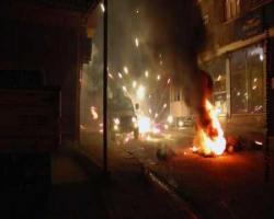 Dünün görüntütüsü bu günü aydınlatıyor; PKK yandaşları yol kapatıp polisle çatıştı