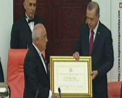 DİKTATÖR RESMİ OLARAK DİKTATÖR OLDU...