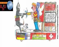 'Charlie Hebdo' karnaval alayından çıkarıldı