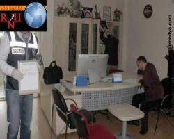 Adana'da okulda arama başlatıldı