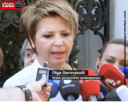 Dünya yeniden yapılanırken Yenin Yunan kabinesi yemin etti...