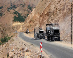 Şemdinli'de askeri birliğe ateş açıldı