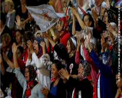 Bu parti “Türkiye yi felakete sürükleniyor” 