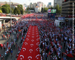 Terör sağlık merkezi olan Türkiye'de terör hükemeti destekli 'Ankara’da 'teröre hayır' yürüyüşü...