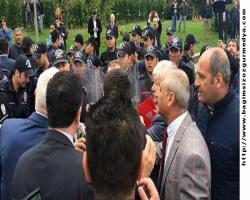 Meclis önünde 'laiklik' arbedesi: Gözaltılar var
