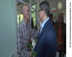 Davutoğlu'ndan 'başbakanlığı bırakma' ricasına dikkat çeken yanıt