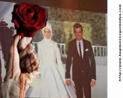 Bir  o kızı olan kelle bir o çocuğu kelle evlendi ve şerefsiz şerefli olan nikahta duygusal olmuş...
