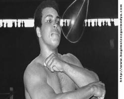 Muhammed Ali'nin adı Tahran'da bir sokağa verilebilir...