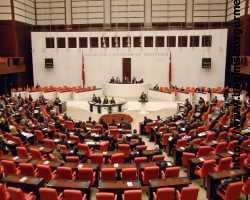 Etek giymesi gereken erkek bozuntuları; günah çıkardılar...