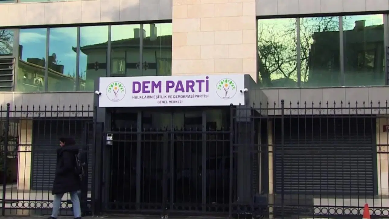 DEM Parti'den 'LGBTİ' düzenlemesine tepki