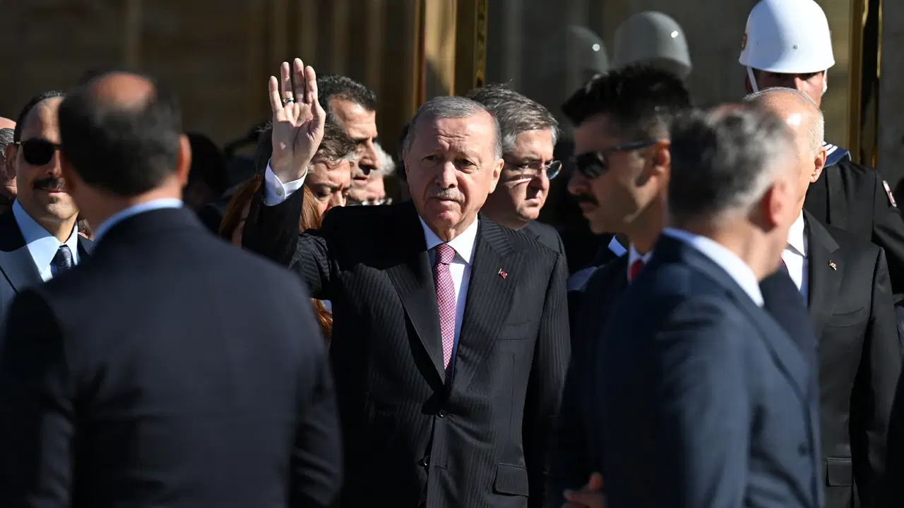 CHP'den, Anıtkabir'deki 'Erdoğan' sloganlarına sert tepki