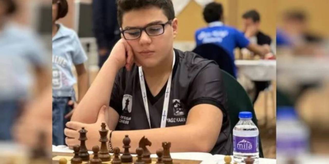 14 yaşındaki Türk satranç dahisi dünya şampiyonuna yenilgiyi tattırdı
