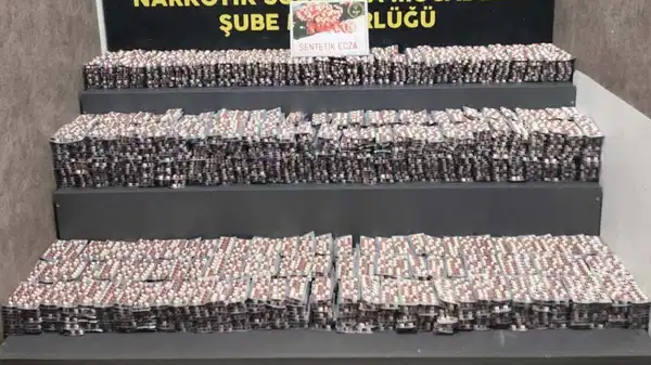 55 bin 552 adet... İzmir'de ele geçirildi!